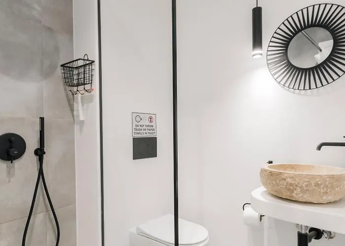 August Mykonos Apartman *