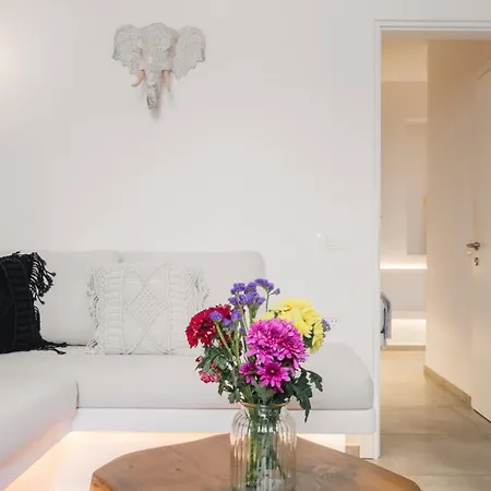 August Mykonos * Mykonos Town