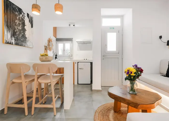 August Mykonos * Mykonos Town